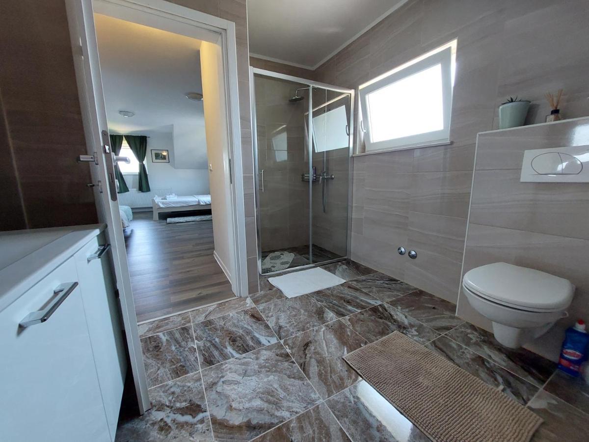 Katarica Hotel Korenica Luaran gambar